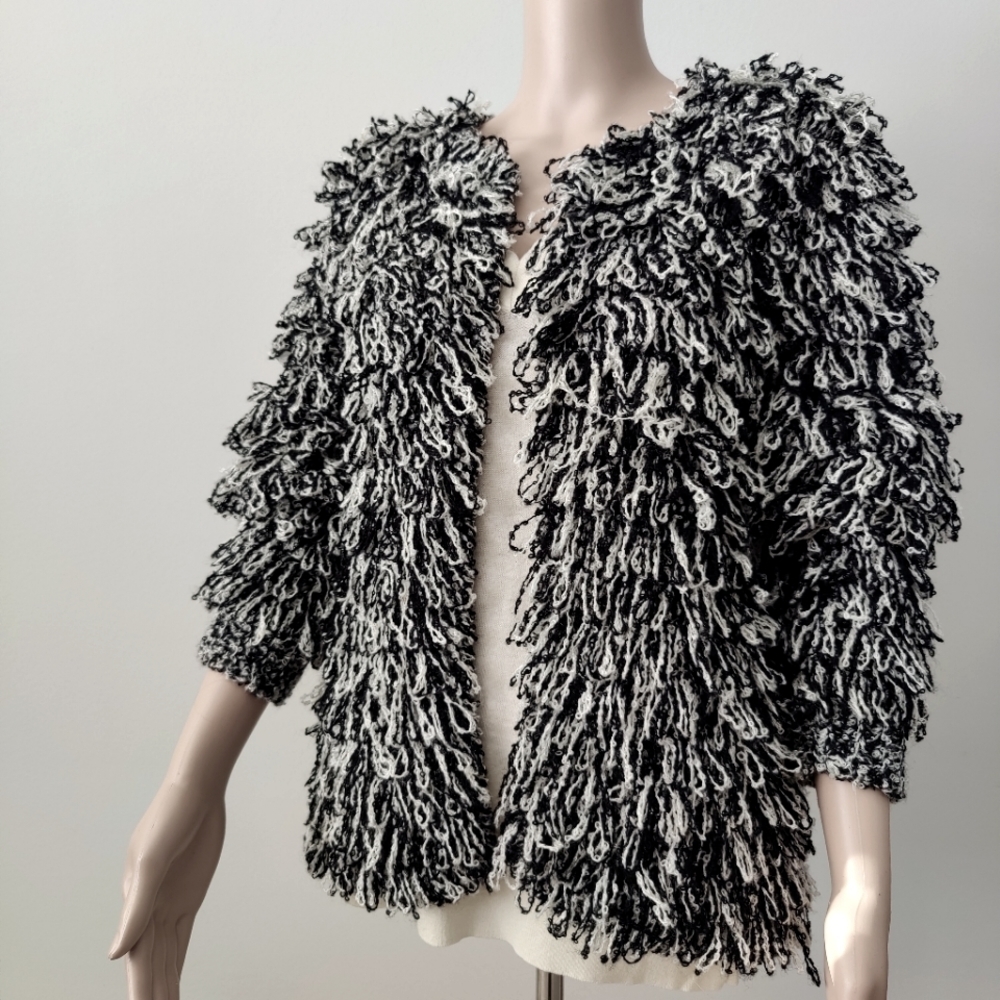 Vintage Grand Tier 1990s Back & White Knit Shag Jacket